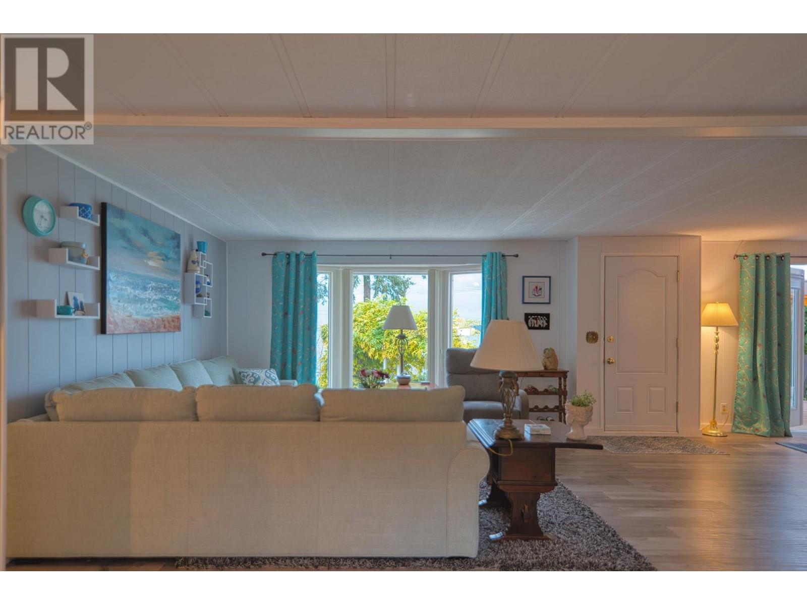 5218 Sunshine Coast Highway, Sechelt, British Columbia  V7Z 0C1 - Photo 10 - R3003205