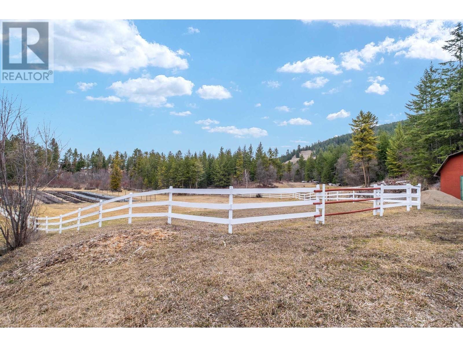 Property at 13821 Talbot Road image 2