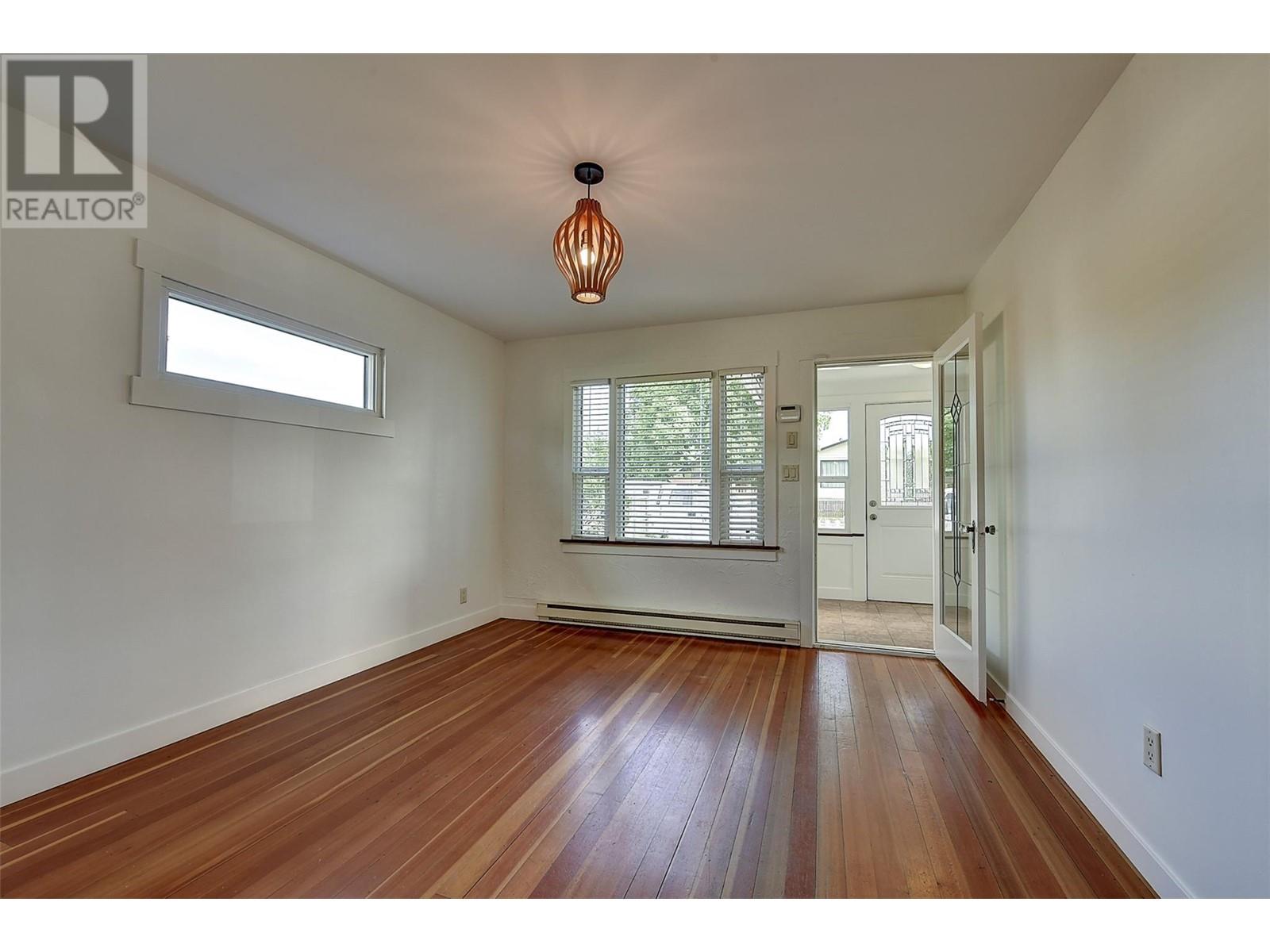 Property at 928 Fuller Avenue image 3