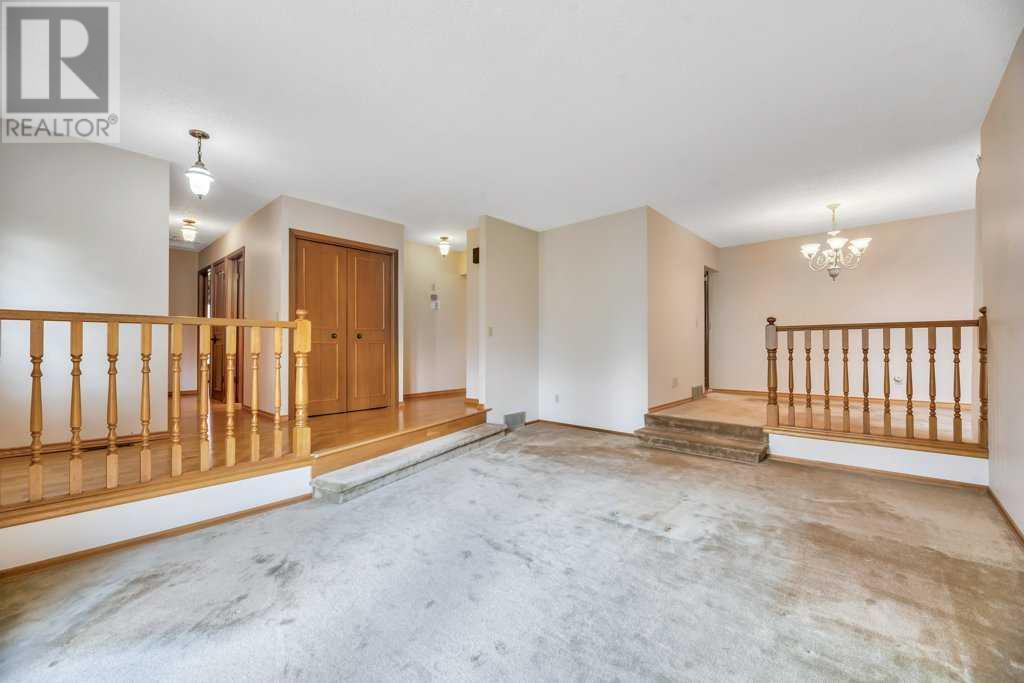 20 Sunmount Green Se, Calgary, Alberta  T2X 2B2 - Photo 11 - A2220013