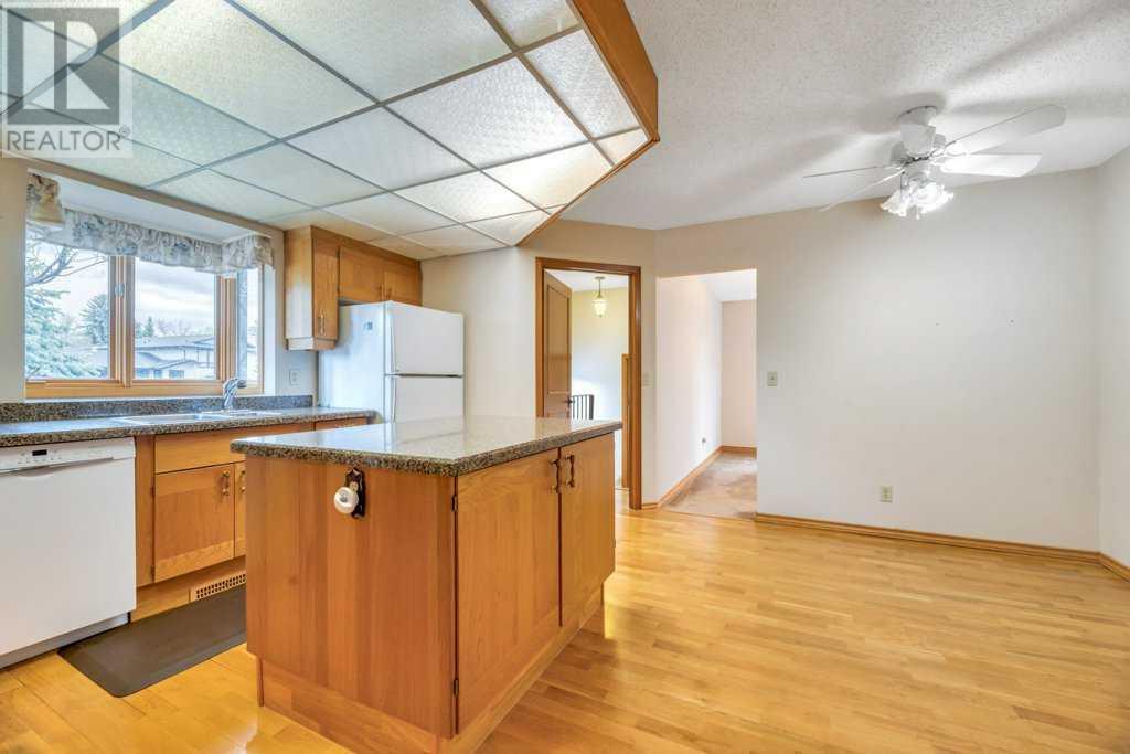 20 Sunmount Green Se, Calgary, Alberta  T2X 2B2 - Photo 17 - A2220013