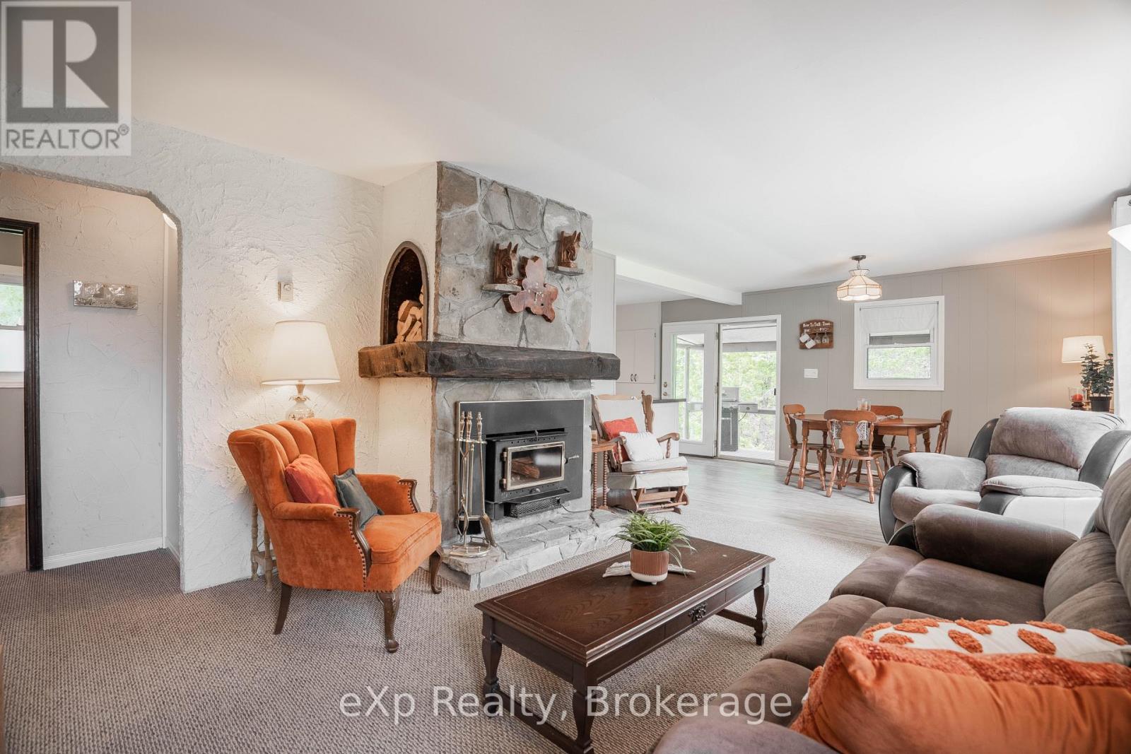 248 Widgeon Cove Road, Northern Bruce Peninsula, Ontario  N0H 2T0 - Photo 10 - X12150989