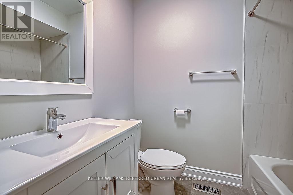 Main - 42 Forest Point Drive, Toronto, Ontario  M6M 5E9 - Photo 5 - W12146581
