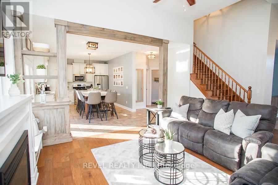 20 Wingrove Woods, Brant, Ontario  N3T 0M2 - Photo 9 - X12127600