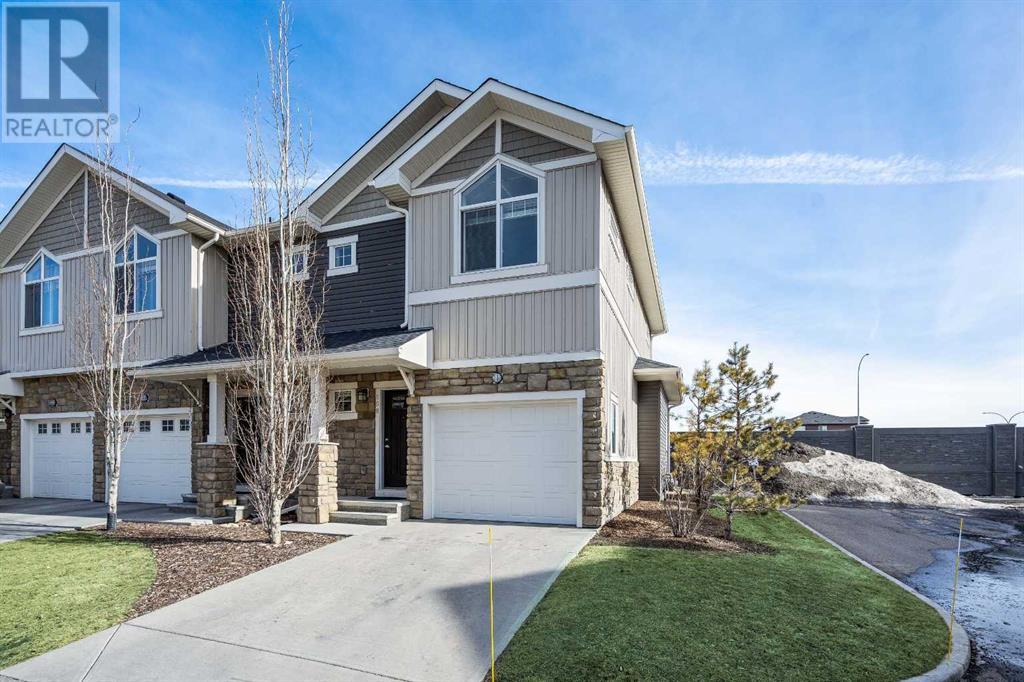 Property at 658 Skyview Ranch Grove NE image 1