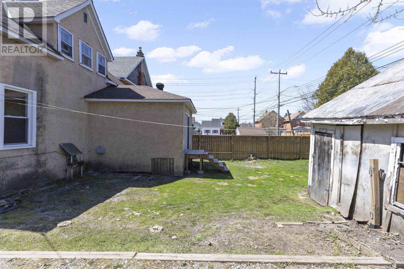 178 Albert St W, Sault Ste. Marie, Ontario  P6A 1B4 - Photo 4 - SM251136