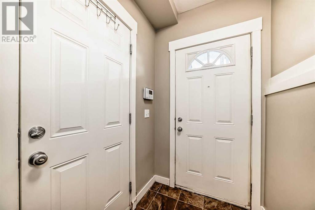 Property at 101 Indigo Lane image 2