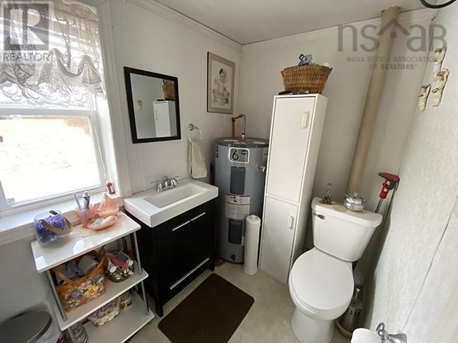 2289 Loch Lomond Road, Loch Lomond, Nova Scotia  B2E 1B9 - Photo 25 - 202501598