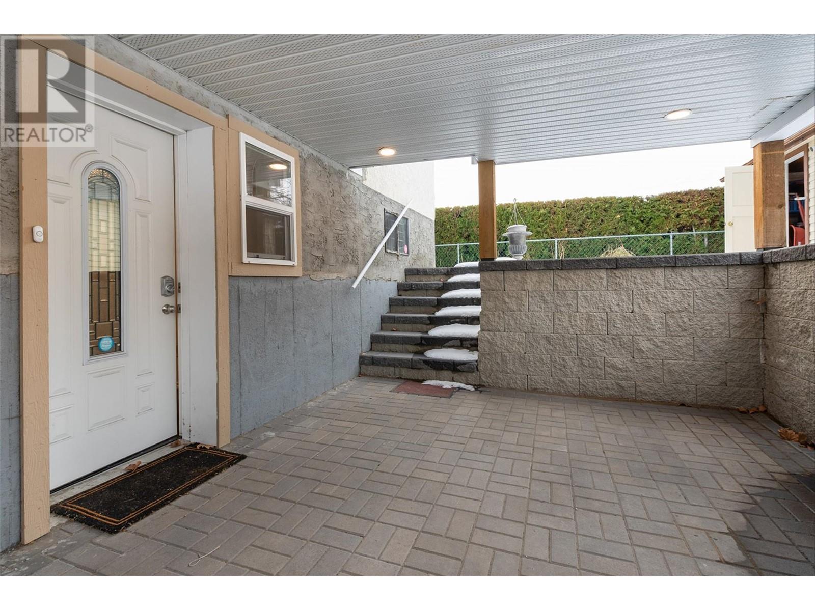 1370 Springfield Road, Kelowna, British Columbia  V1Y 5V1 - Photo 25 - 10348090