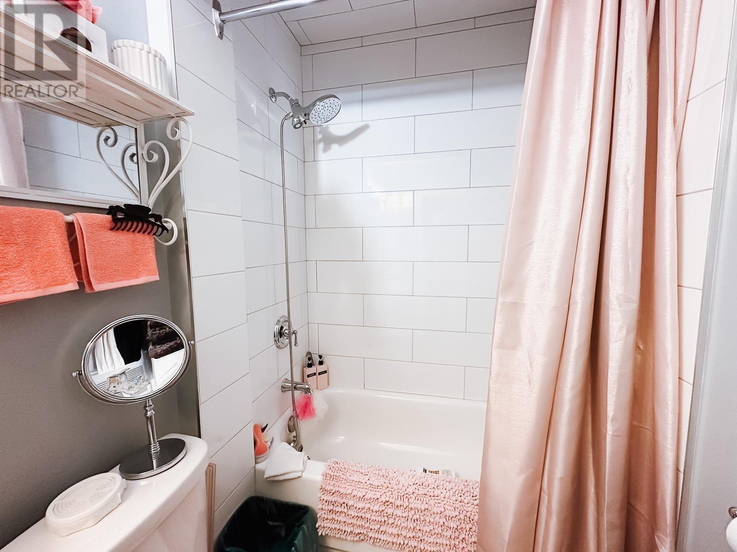 1884 6th Avenue, Prince George, British Columbia  V2M 1L6 - Photo 21 - R3003206
