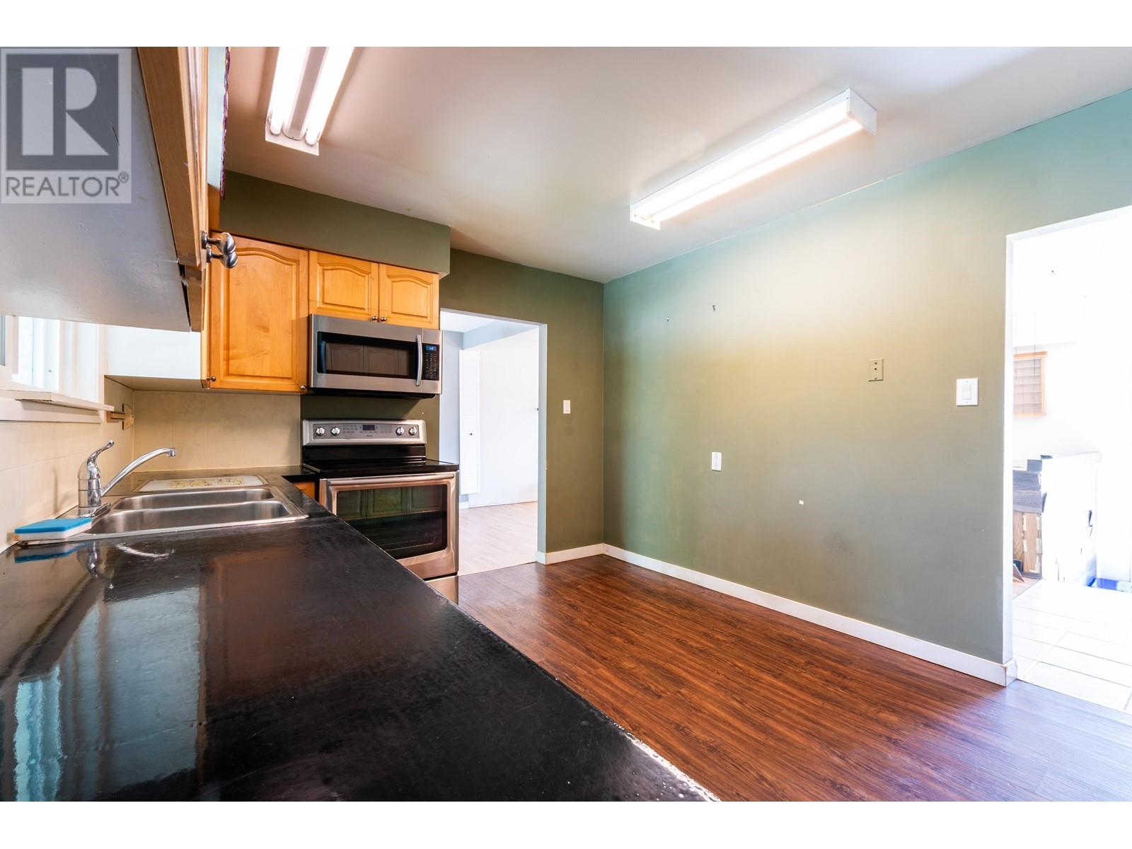 1084 Babine Street, Prince George, British Columbia  V2M 3X4 - Photo 12 - R3003256