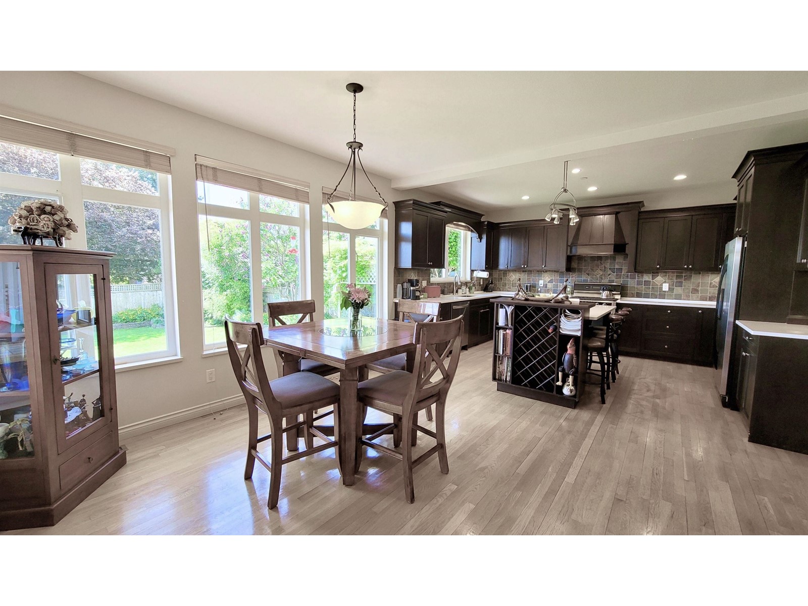 Property at 15974 BUENA VISTA AVENUE image 4