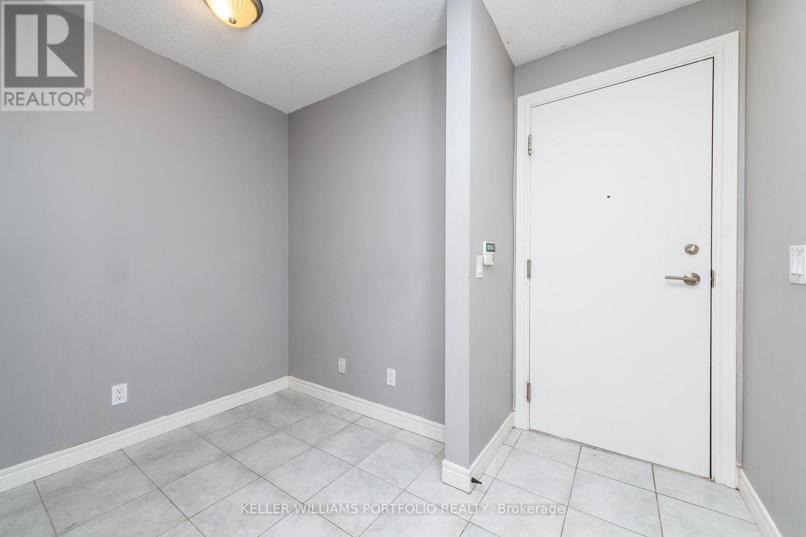 806 - 70 Town Centre Court, Toronto, Ontario  M1P 0B2 - Photo 2 - E12150819