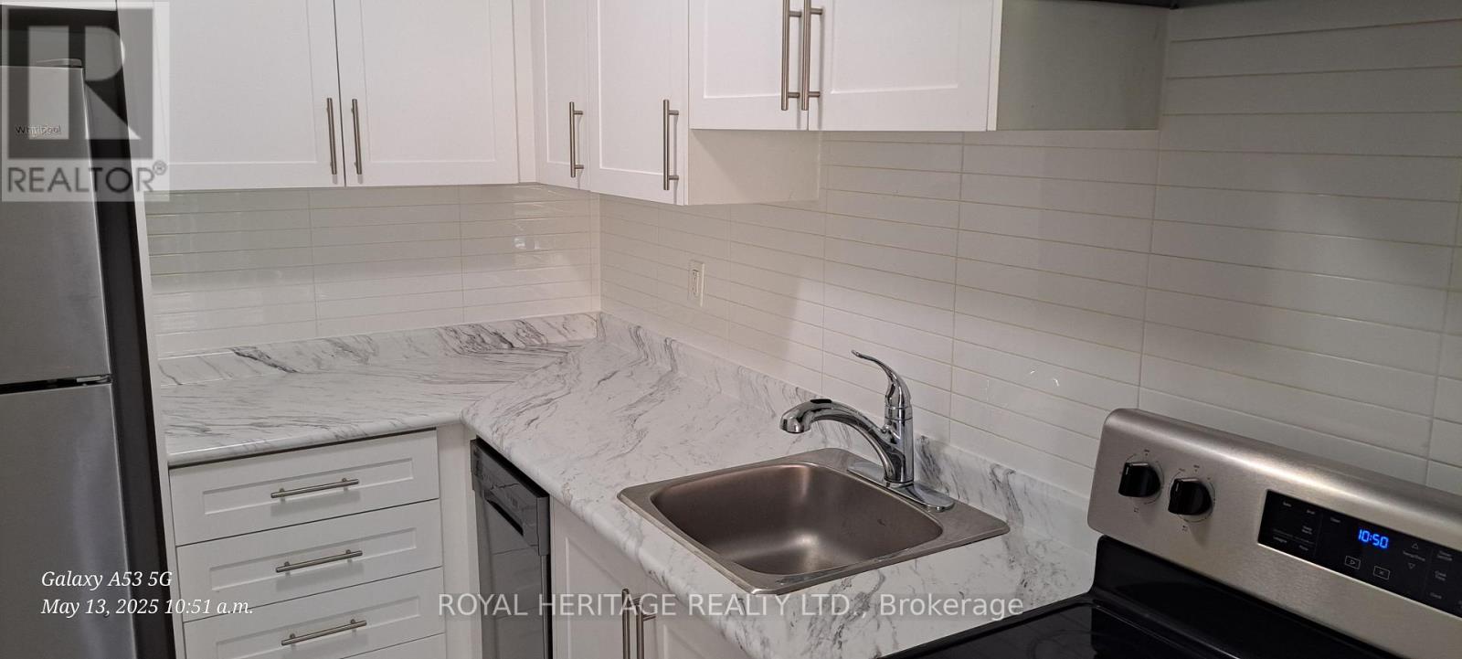 1 - 945 SIMCOE STREET N, Oshawa, Ontario