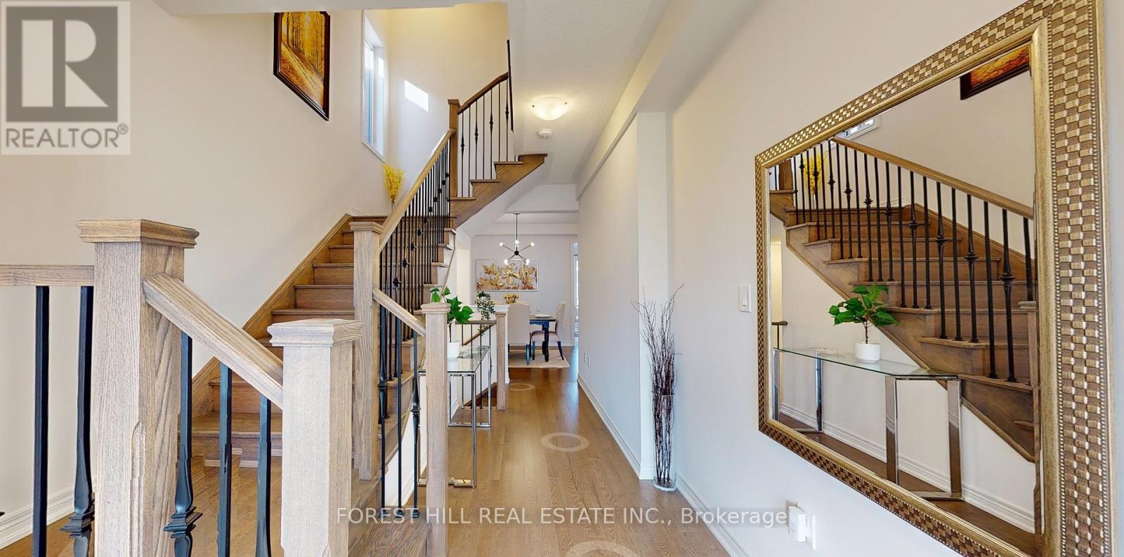 24 Vickery Street, Whitby, Ontario  L1P 0L2 - Photo 2 - E12150918