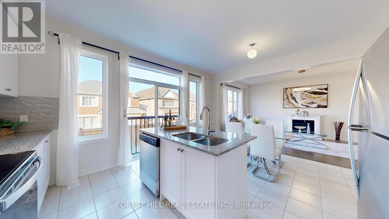 24 Vickery Street, Whitby, Ontario  L1P 0L2 - Photo 9 - E12150918