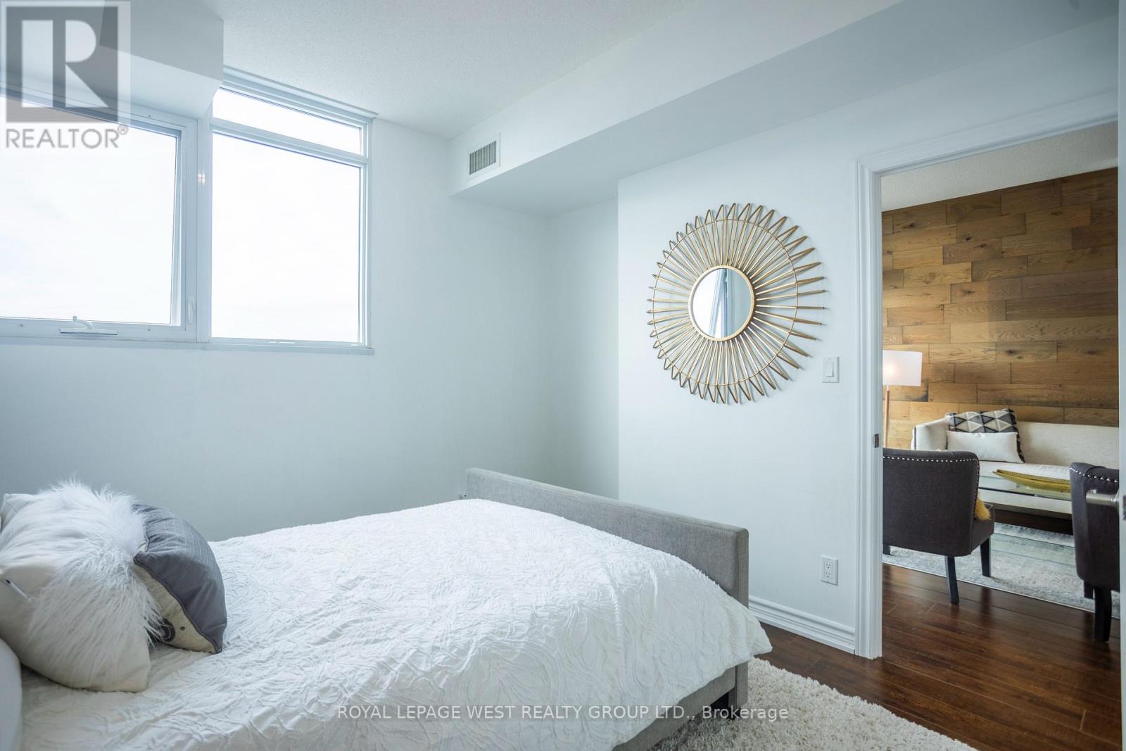 2104 - 1328 Birchmount Road, Toronto, Ontario  M1R 0B6 - Photo 5 - E12150999