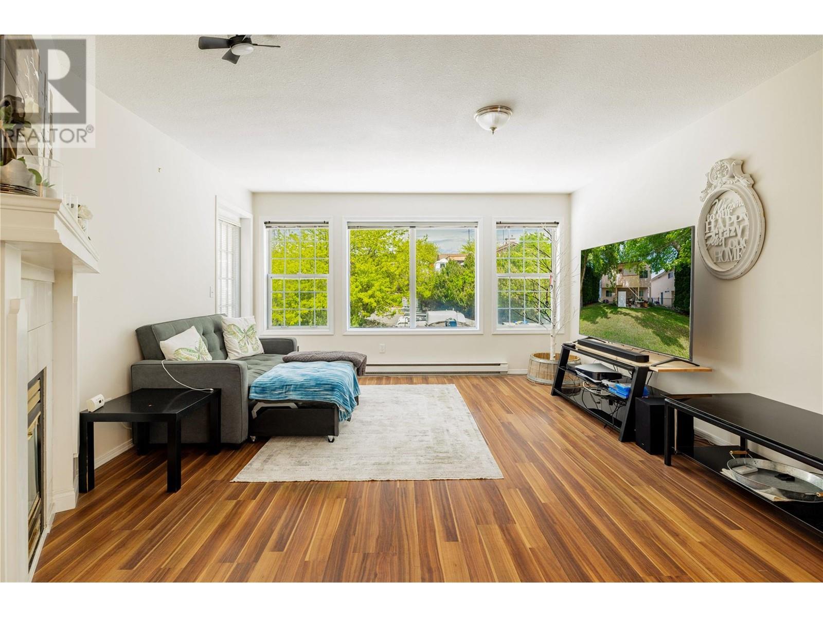 127 Celano Crescent, Kelowna, British Columbia  V1V 1S9 - Photo 8 - 10345720