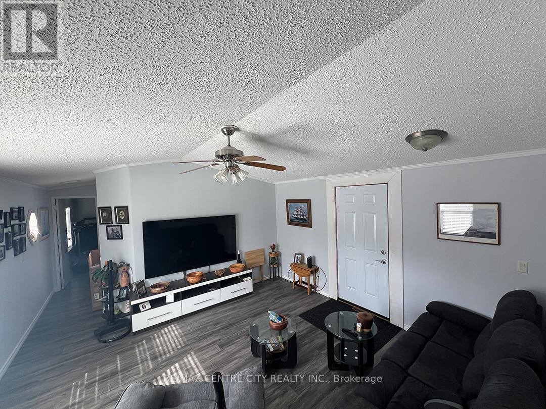 64 - 746112 Township Road 4 Road, Blandford-Blenheim (Forest Estates), Ontario  N4S 7V9 - Photo 11 - X12150280