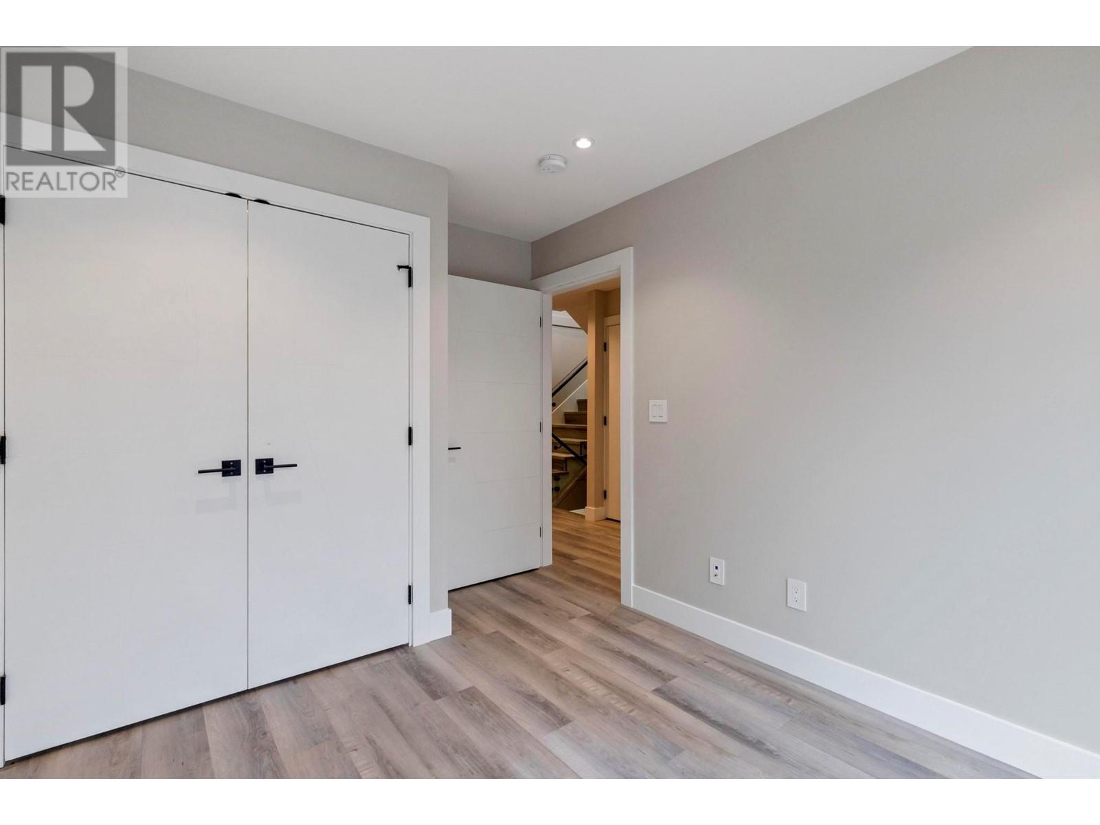 1520 Lakeview Street, Kelowna, British Columbia  V1Y 6R5 - Photo 23 - 10347690