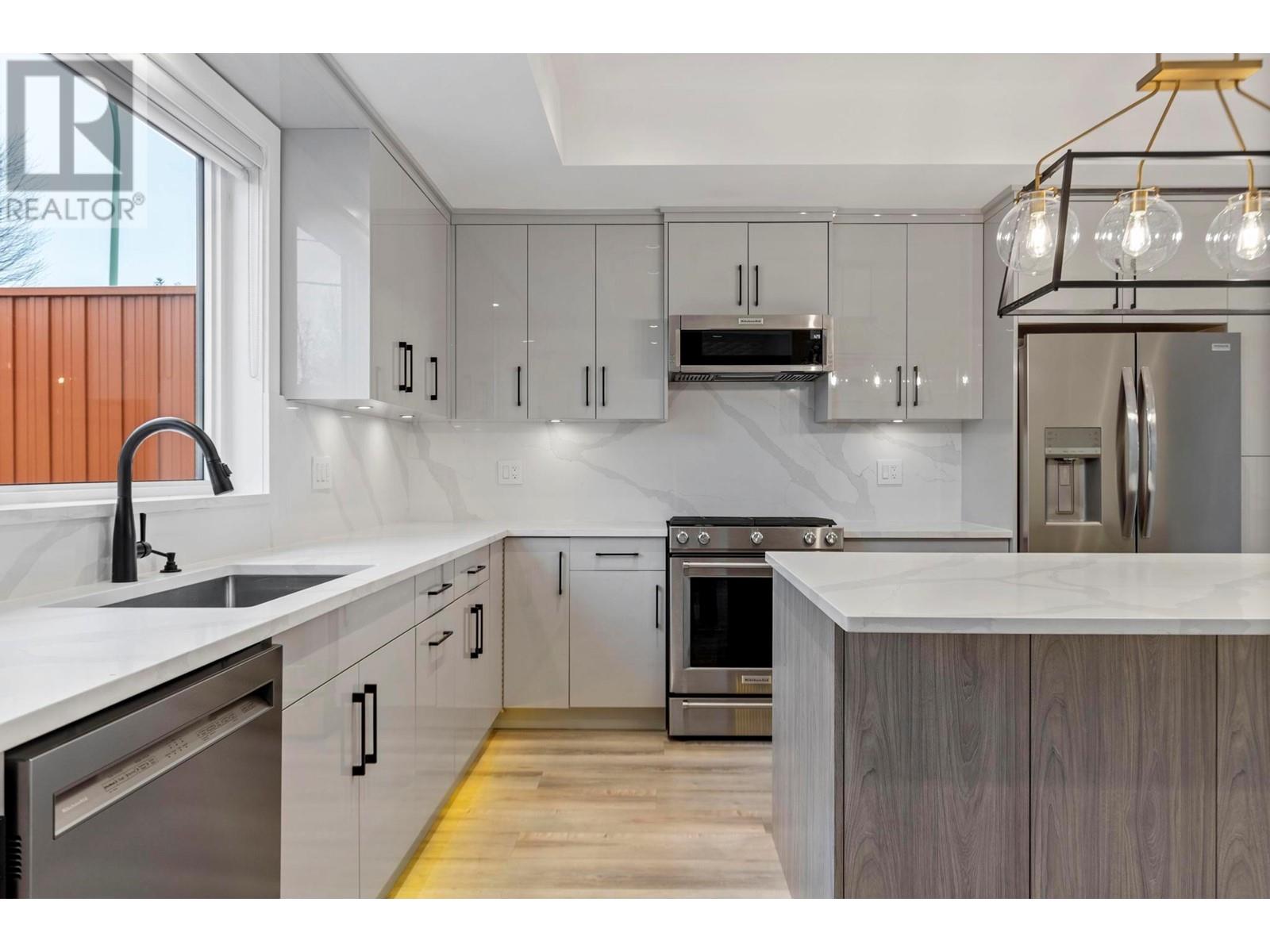 1520 Lakeview Street, Kelowna, British Columbia  V1Y 6R5 - Photo 4 - 10347690