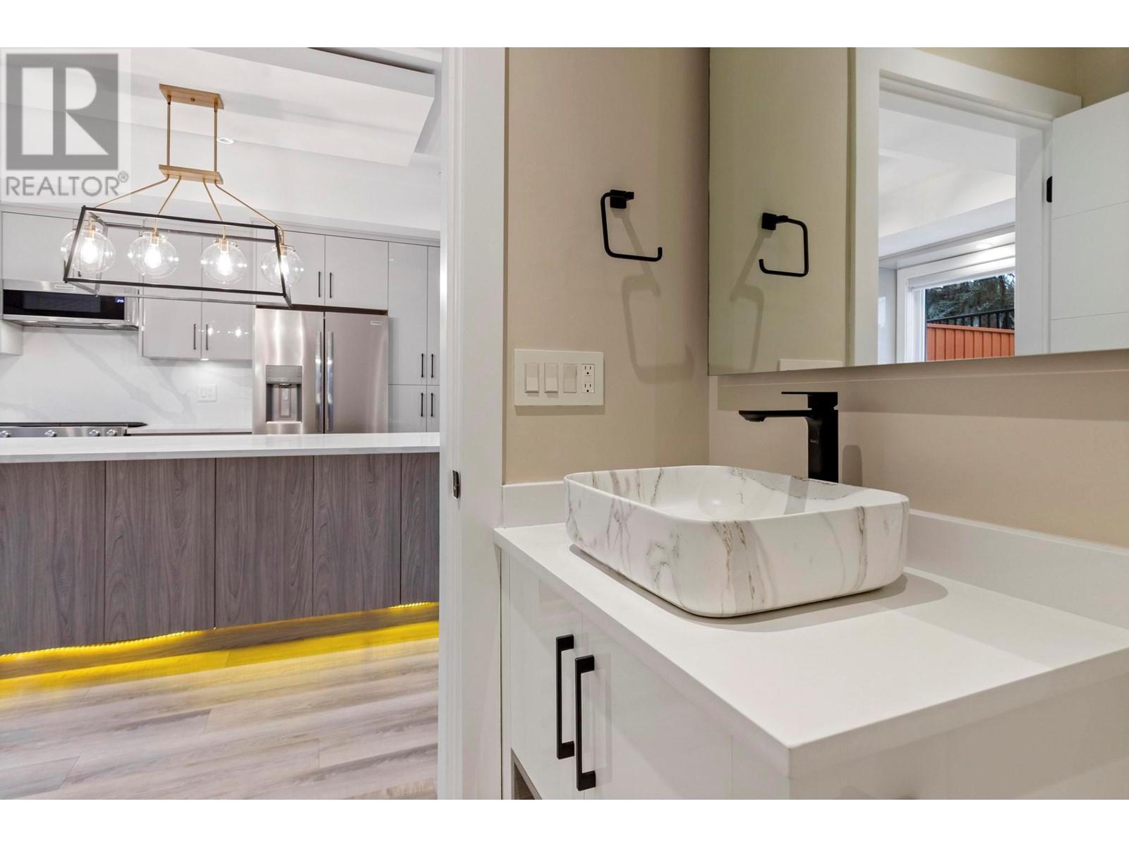 1520 Lakeview Street, Kelowna, British Columbia  V1Y 6R5 - Photo 9 - 10347690