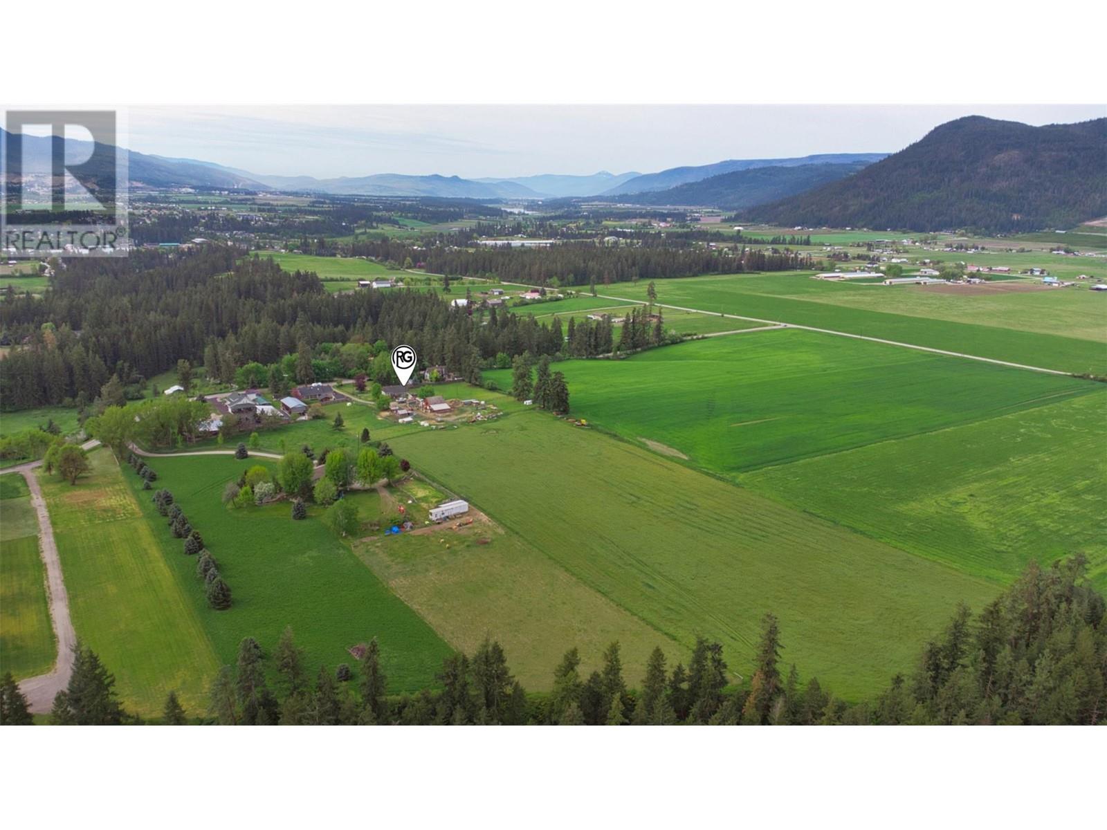4356 Highland Park Road, Armstrong, British Columbia  V0E 1B4 - Photo 6 - 10348073