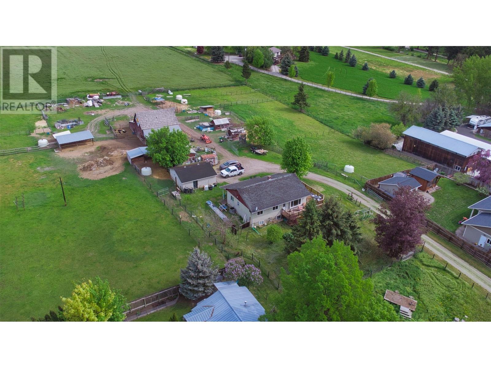 4356 Highland Park Road, Armstrong, British Columbia  V0E 1B4 - Photo 17 - 10348073