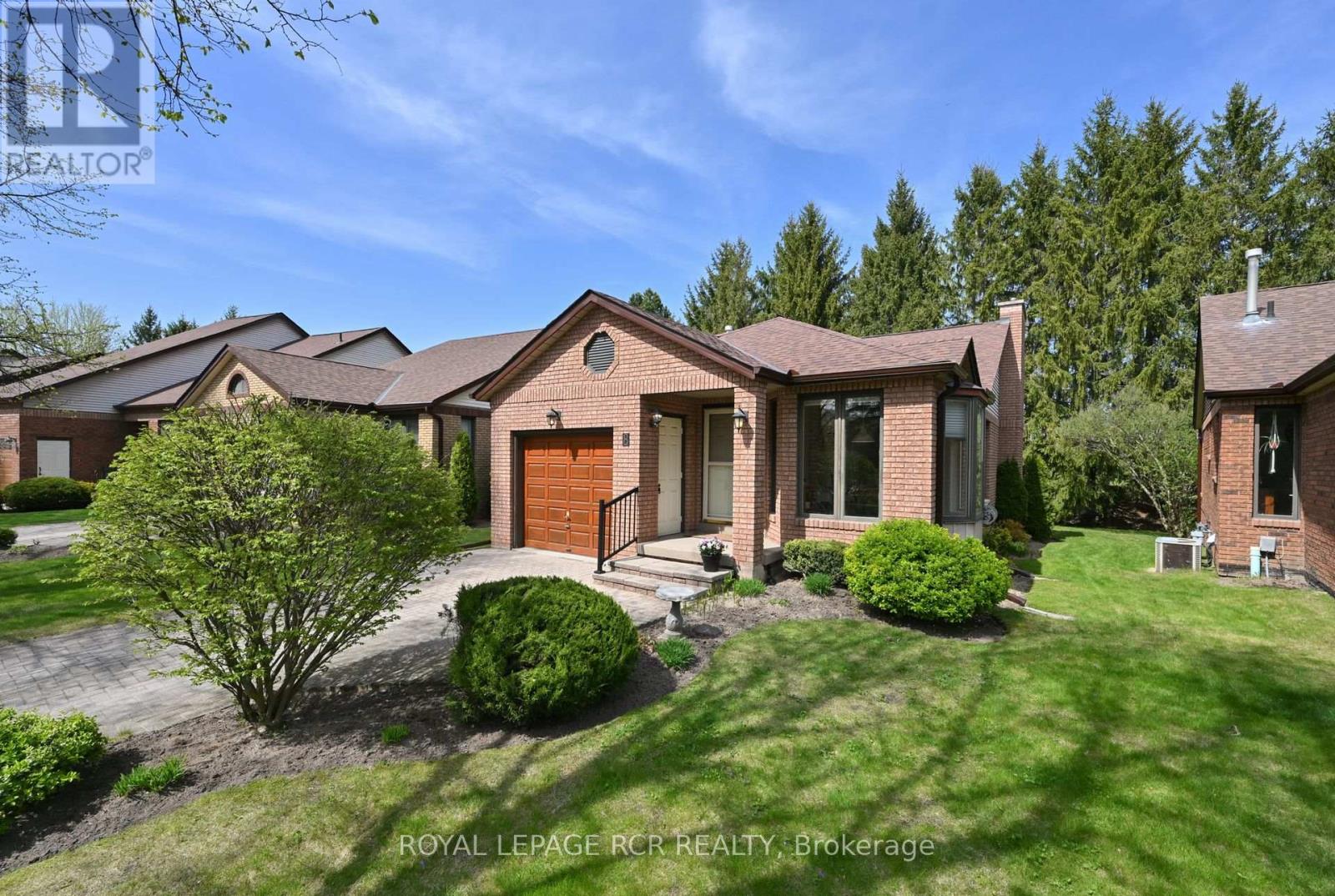 Property at 8 GREEN BRIAR ROAD image 3