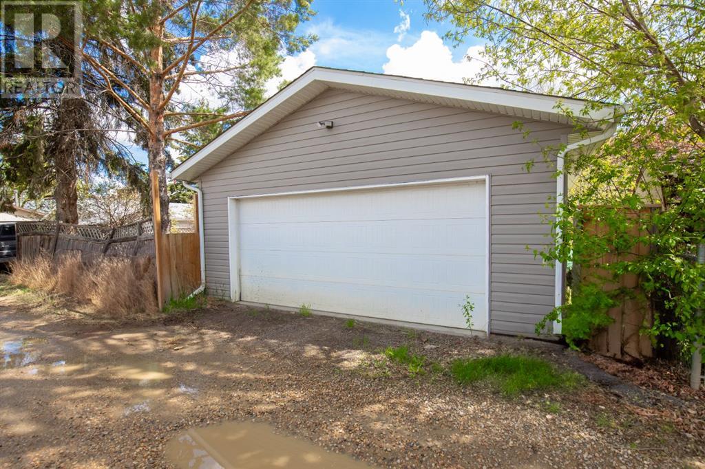 5346 42 Avenue, Red Deer, Alberta  T4N 3A4 - Photo 28 - A2220643
