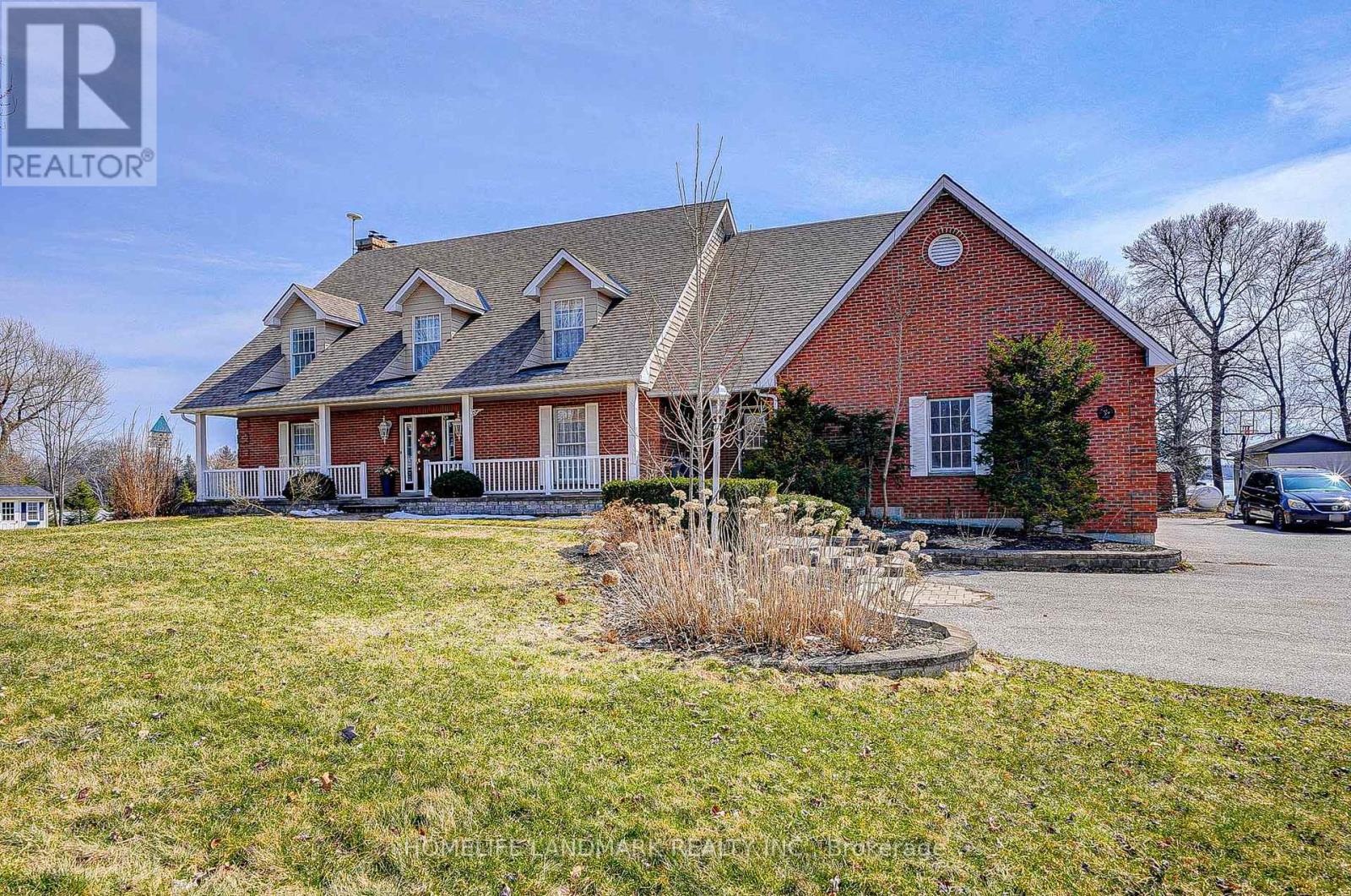 4085 Lawton Lane, Ramara, Ontario  L3V 6H7 - Photo 2 - S12151022