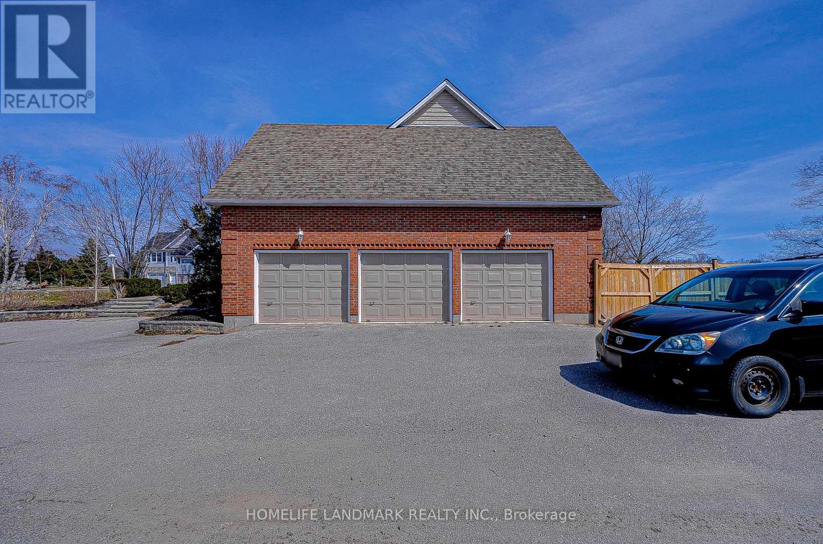 4085 Lawton Lane, Ramara, Ontario  L3V 6H7 - Photo 3 - S12151022