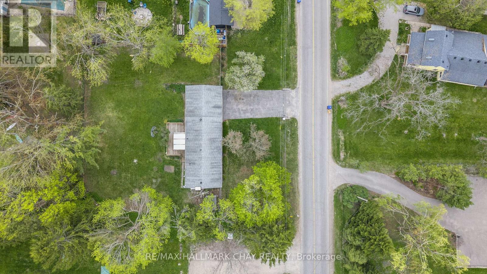 1071 Line 2 S, Oro-Medonte, Ontario  L0L 2L0 - Photo 23 - S12149003