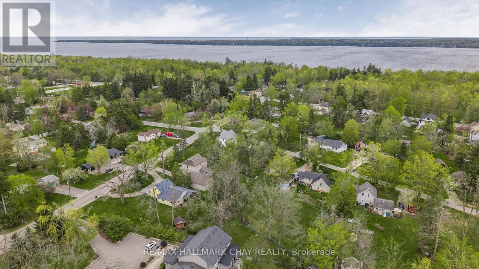1071 Line 2 S, Oro-Medonte, Ontario  L0L 2L0 - Photo 24 - S12149003