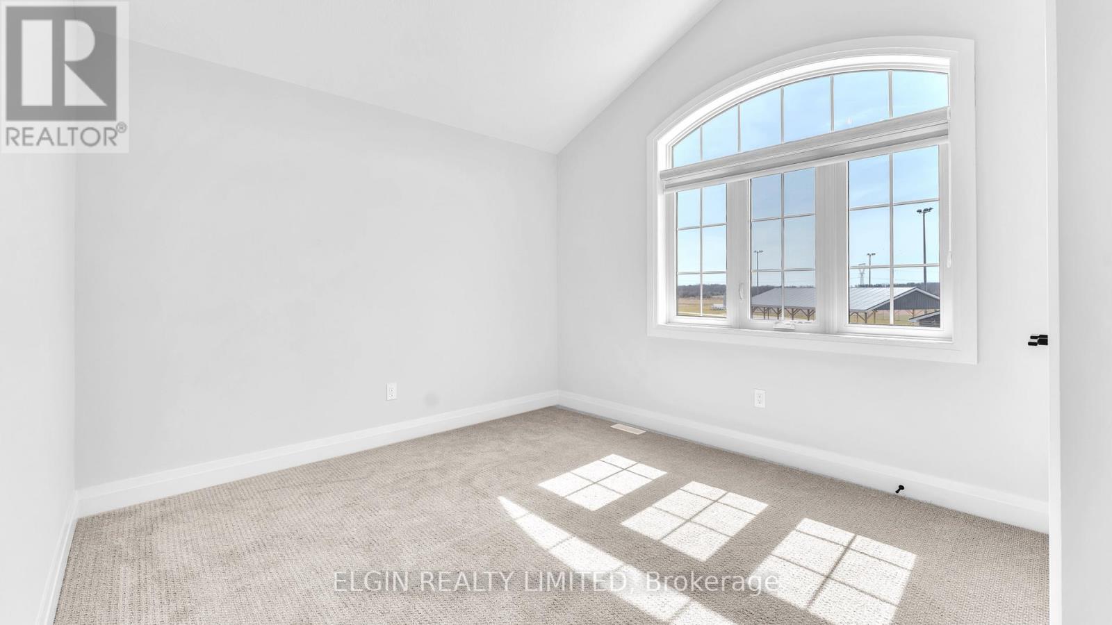 54 Optimist Drive, Southwold, Ontario  N5P 0G4 - Photo 24 - X12151204