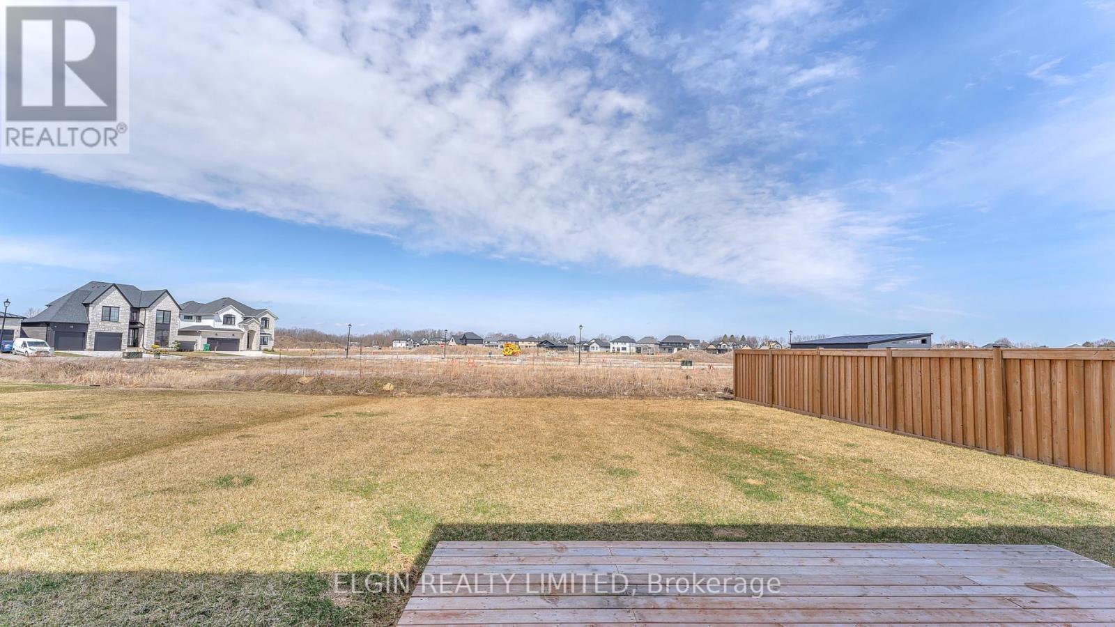 54 Optimist Drive, Southwold, Ontario  N5P 0G4 - Photo 36 - X12151204