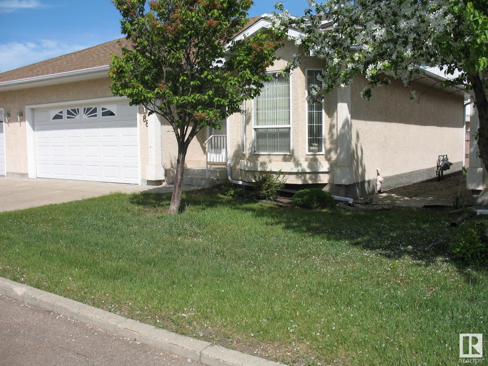 Property at #88 13320 124 ST NW image