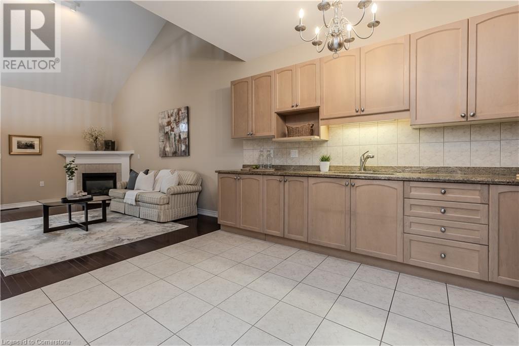 2125 Itabashi Way Unit# 97, Burlington, Ontario  L7M 0A1 - Photo 7 - 40728644