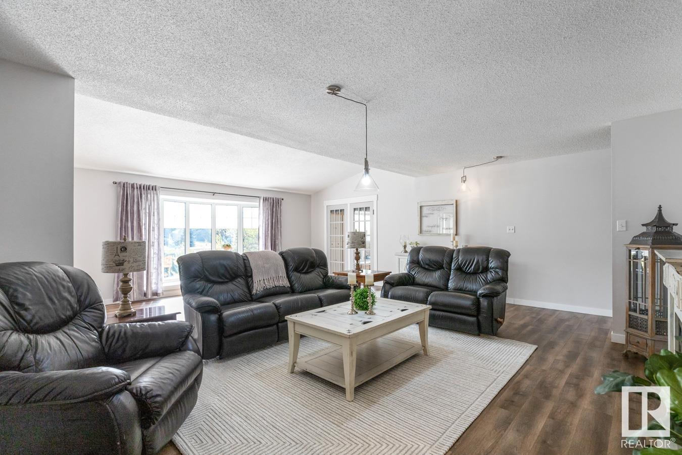 Property at #14 22550 TWP ROAD 522 image 2