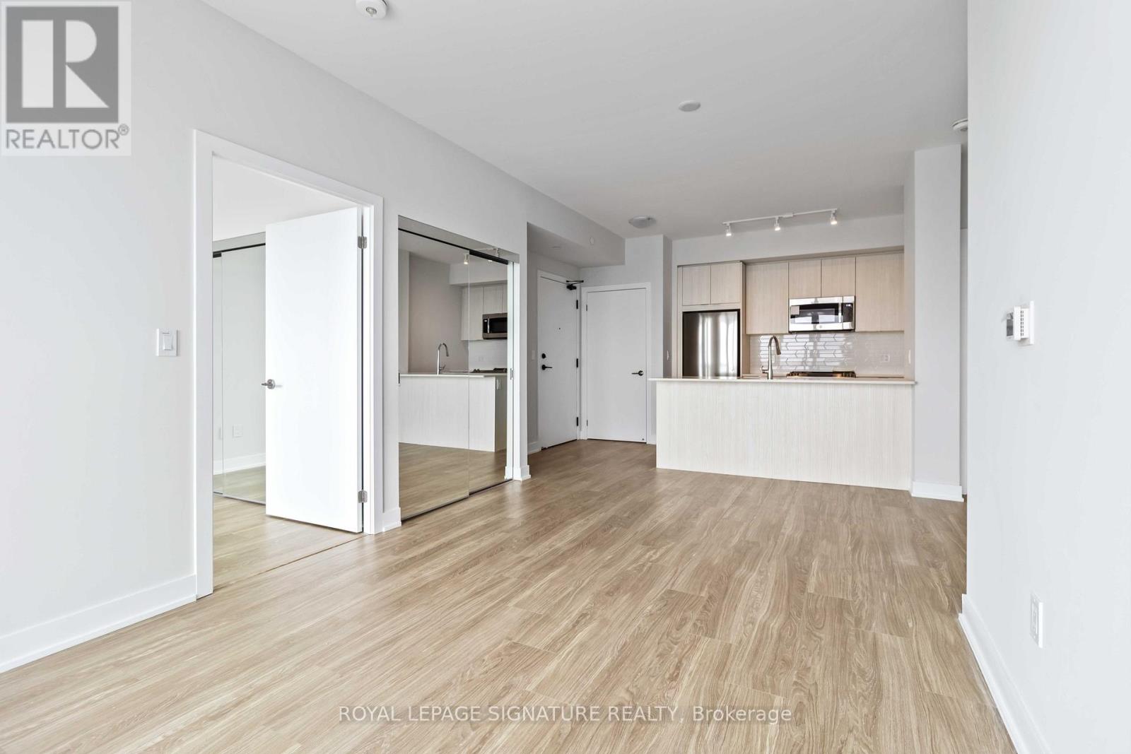 3107 - 430 Square One Drive, Mississauga (City Centre), Ontario  L5B 0L6 - Photo 15 - W12150822