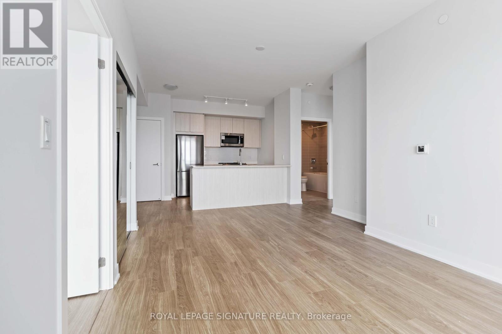 3107 - 430 Square One Drive, Mississauga (City Centre), Ontario  L5B 0L6 - Photo 17 - W12150822