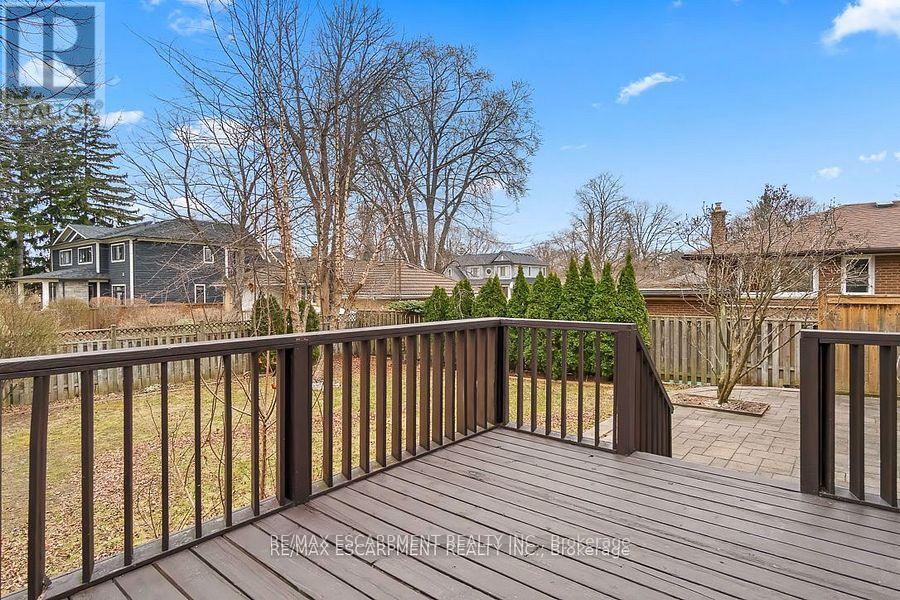 561 Wingrove Crescent, Oakville, Ontario  L6L 4R7 - Photo 37 - W12150823