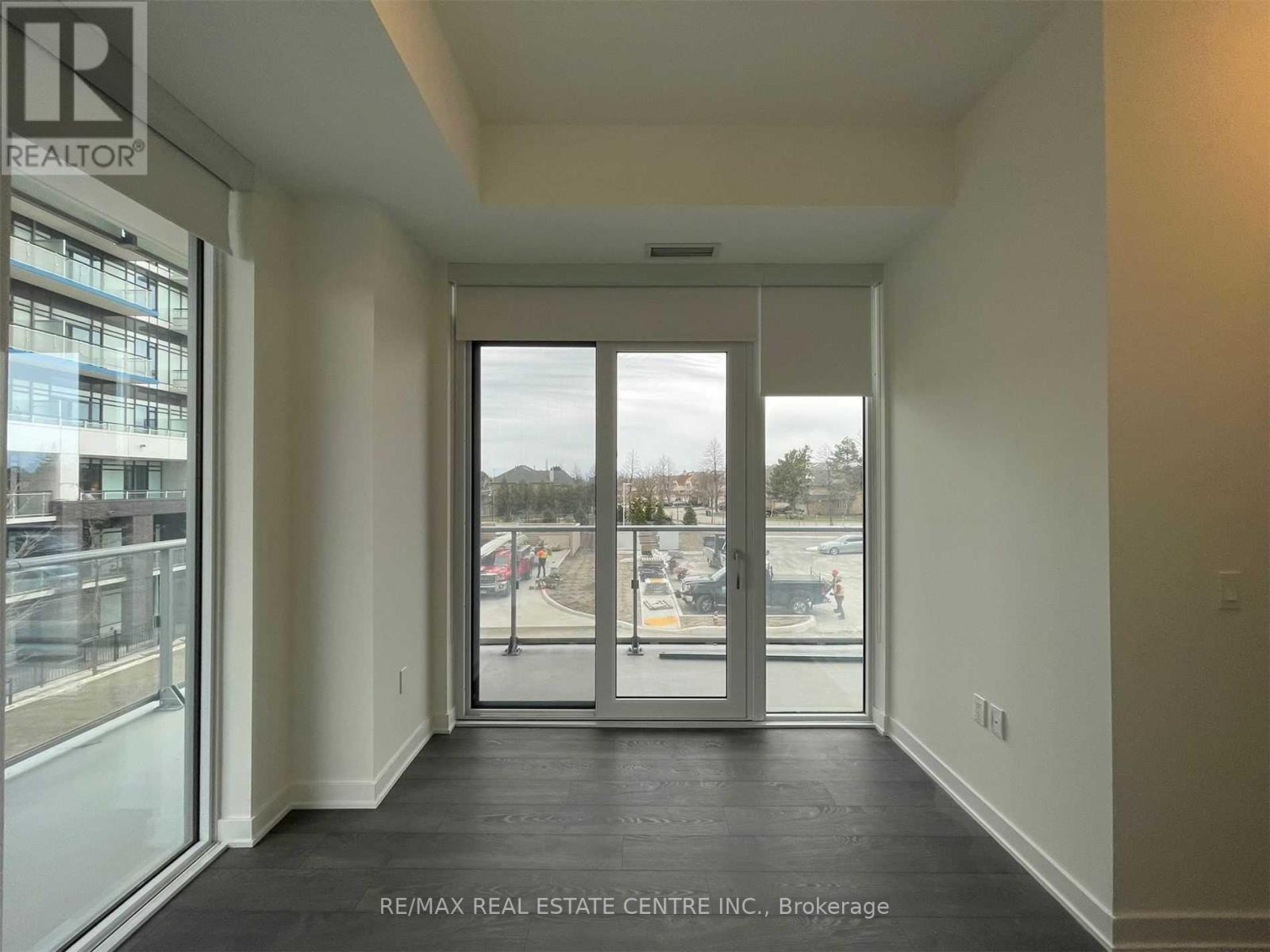 202 - 4675 Metcalfe Avenue, Mississauga, Ontario  L5M 0Z8 - Photo 11 - W12150942