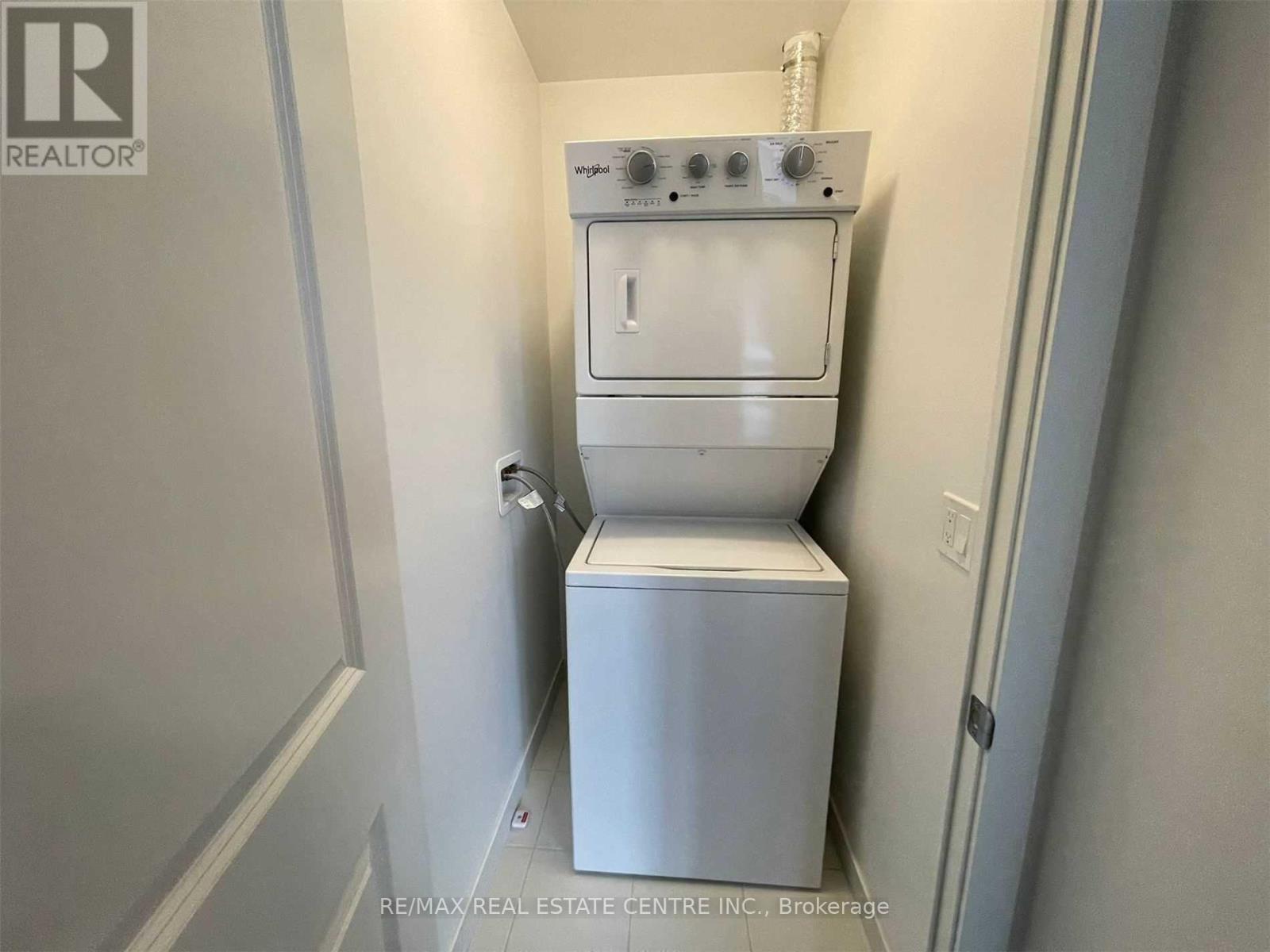 202 - 4675 Metcalfe Avenue, Mississauga, Ontario  L5M 0Z8 - Photo 7 - W12150942