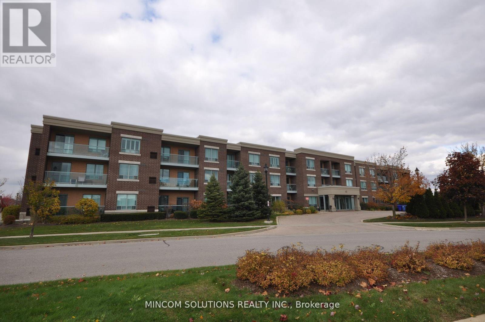 Property at 314 - 65 VIA ROSEDALE WAY N image 1