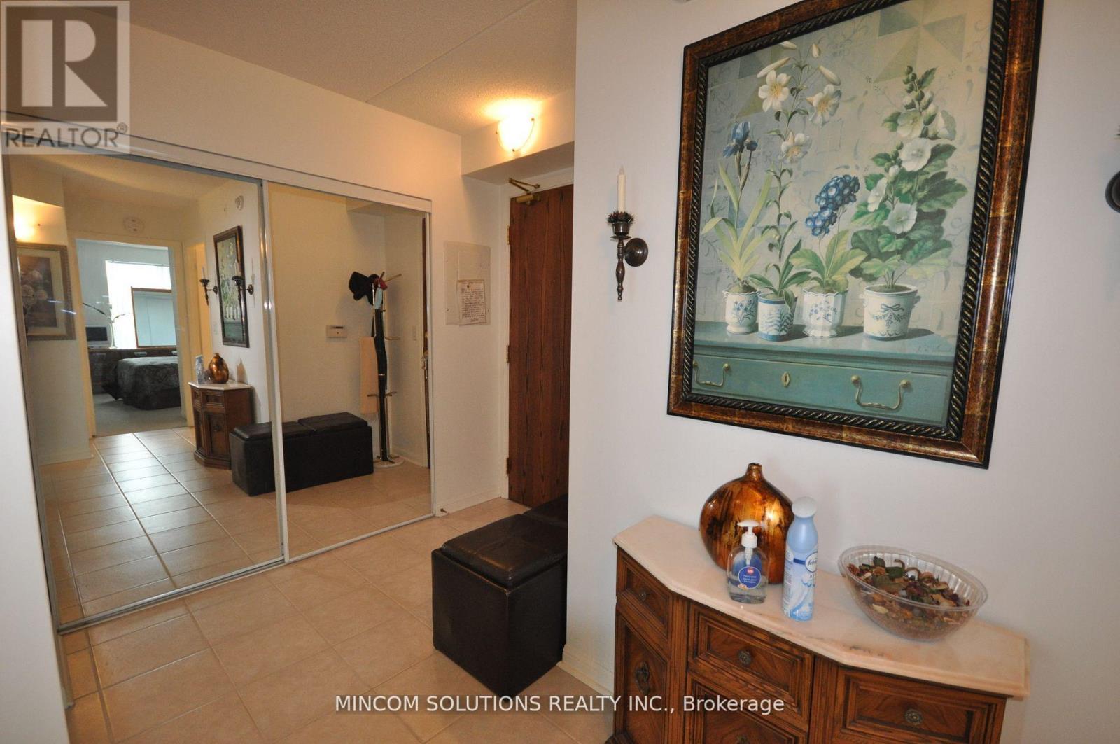 Property at 314 - 65 VIA ROSEDALE WAY N image 5