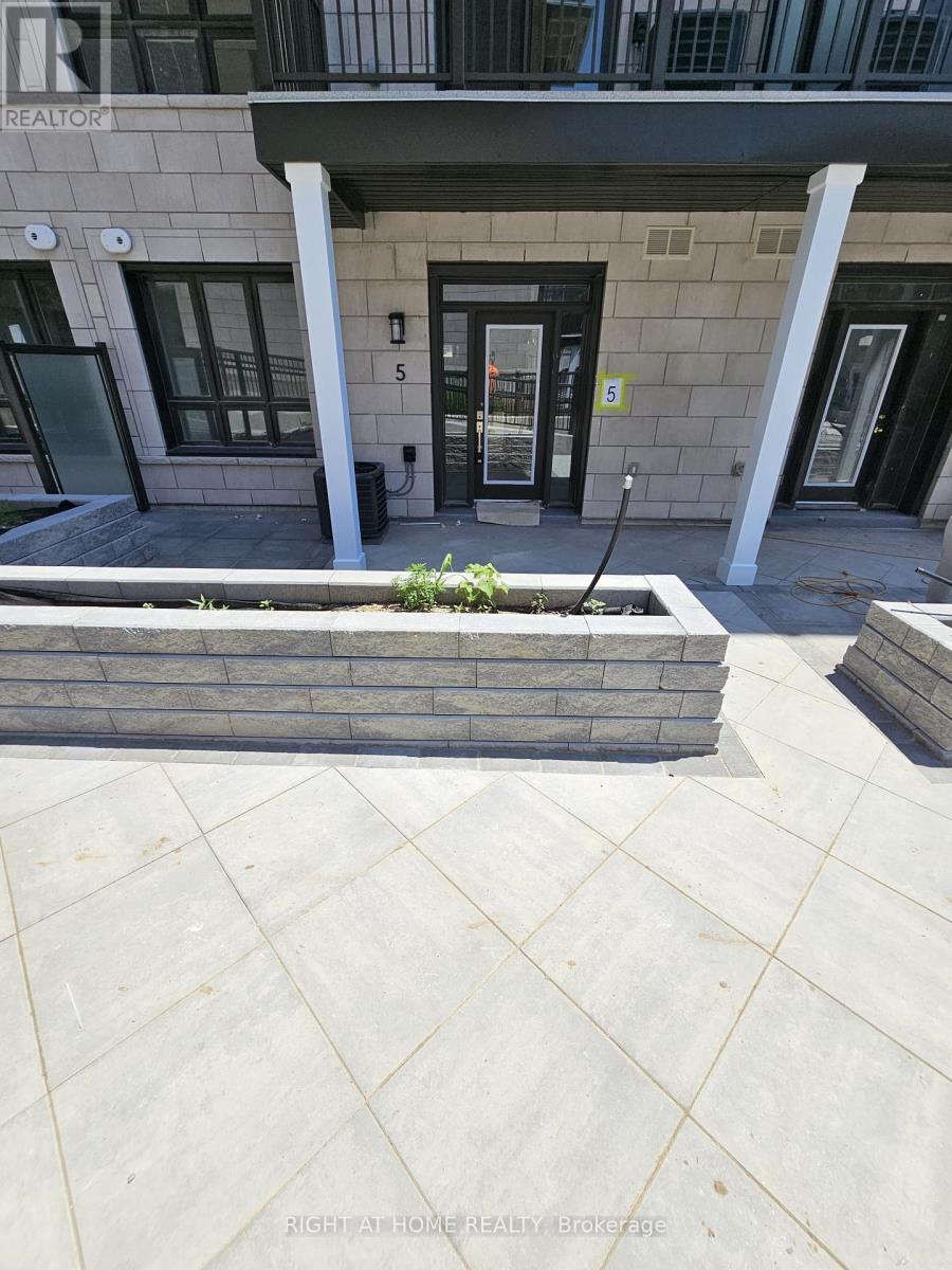 5 - 4017 Hickory Drive, Mississauga, Ontario  L4W 1L1 - Photo 2 - W12151002