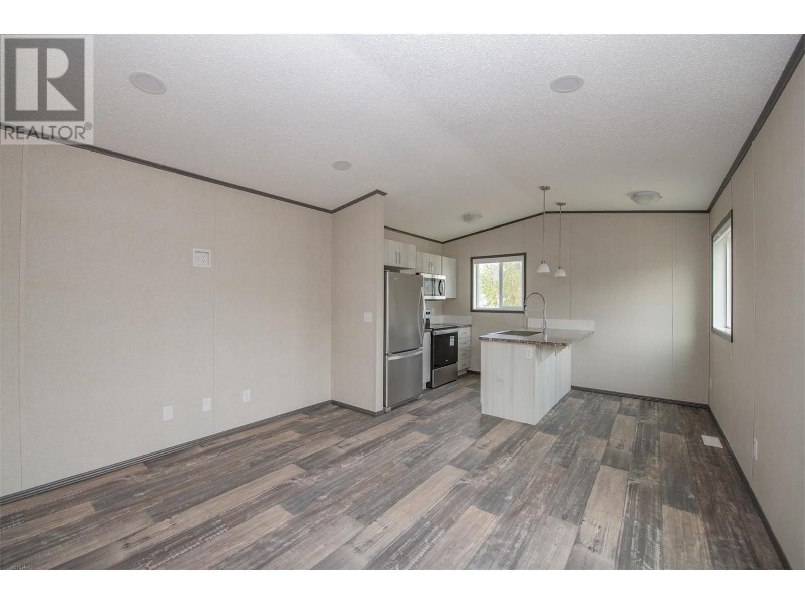 15401 Kalamalka Road Unit# 151, Vernon, British Columbia  V1B 2B3 - Photo 7 - 10348130
