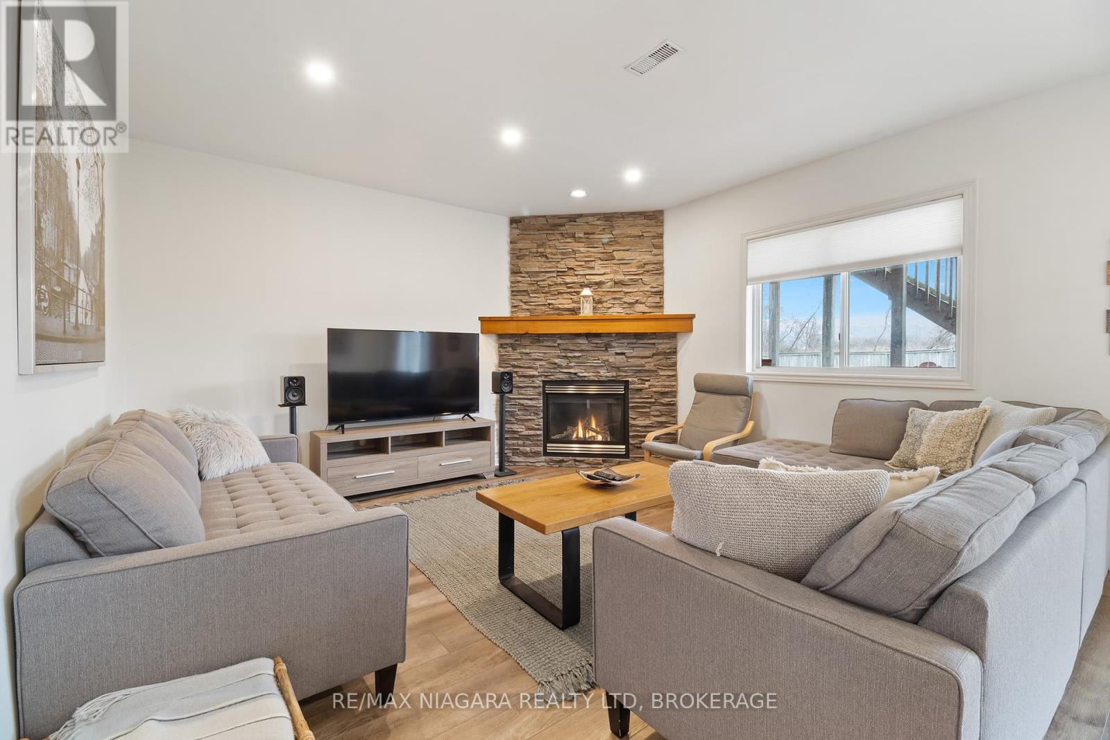 8311 Vegter Court, Niagara Falls, Ontario  L2H 3M1 - Photo 25 - X12151027