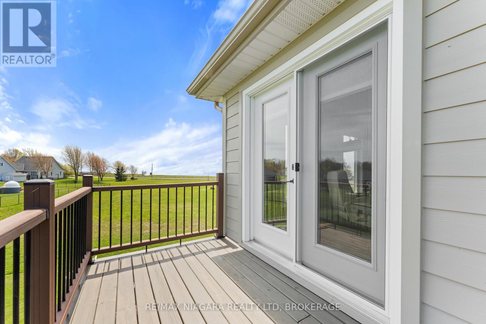 10 Clearwater Court, Haldimand, Ontario  N0A 1K0 - Photo 30 - X12151051